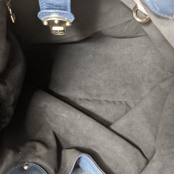 Auth Louis Vuitton Mahina Large Leather bag - Picture 7 of 16